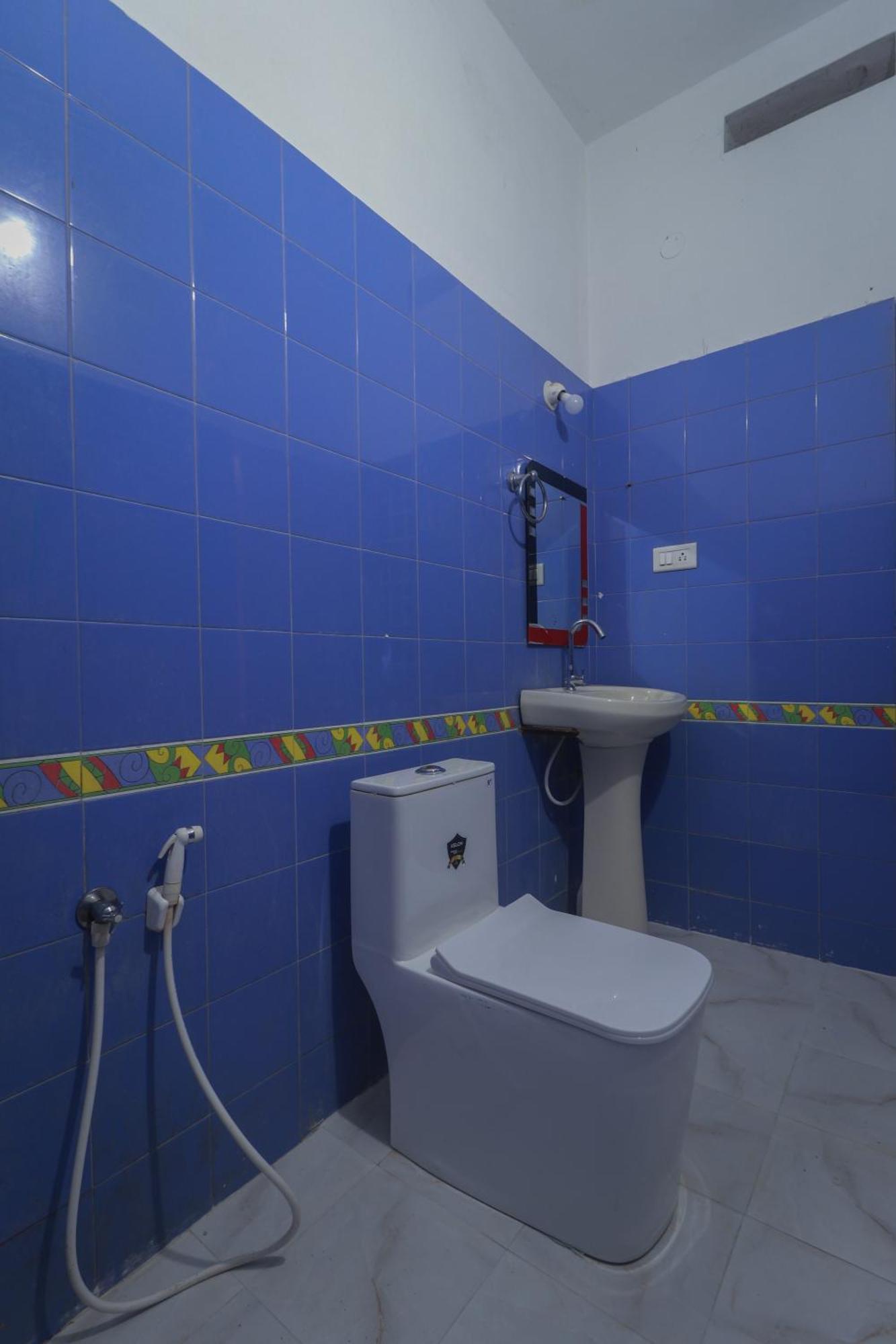 Flintstone Home Kushālnagar Εξωτερικό φωτογραφία