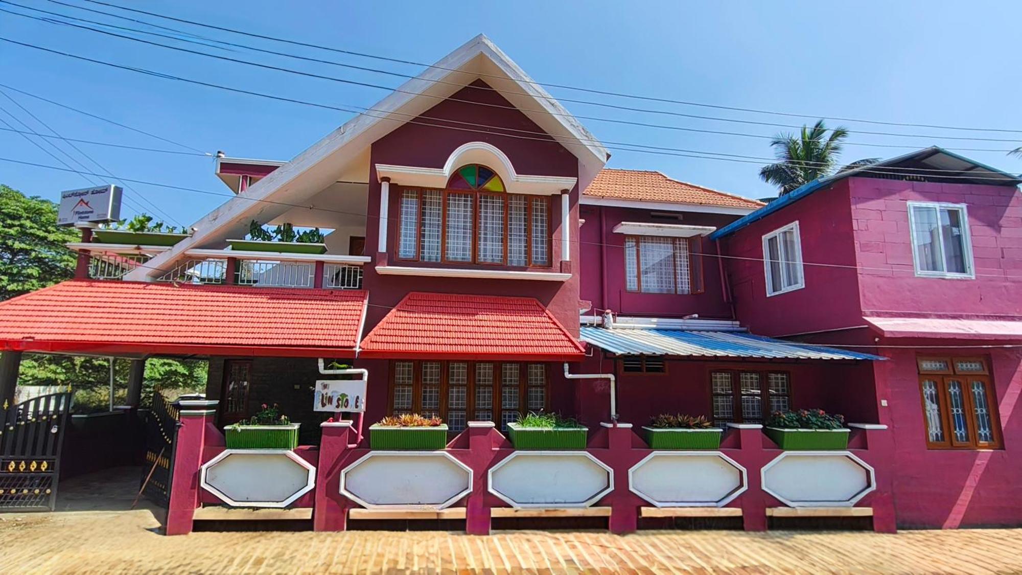 Flintstone Home Kushālnagar Εξωτερικό φωτογραφία